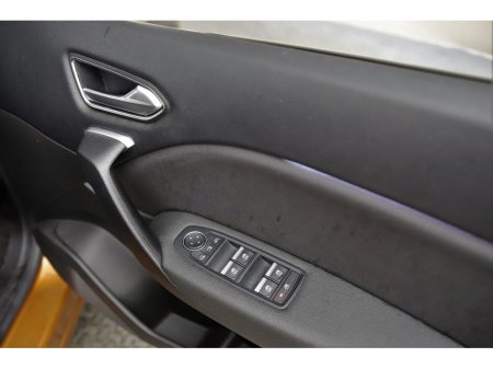 2020 Renault Captur 1.5 DCI S-EDITION 6SPD *BI-TONE ROOF*SAT NAV*REVESE CAM* €17,890 thumbnail