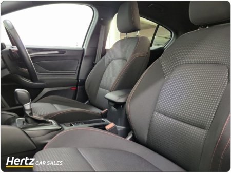 2024 Ford Focus - thumbnail 5