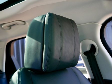 2025 Land Rover Range Rover Velar - thumbnail 25