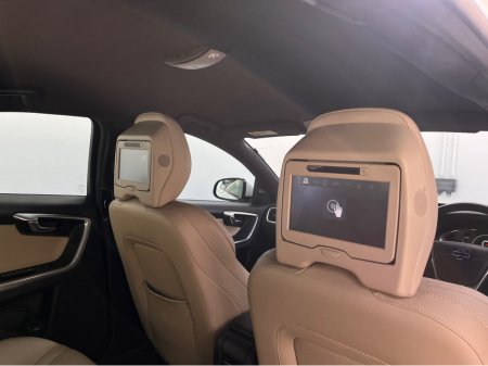 2016 Volvo S60 - thumbnail 31