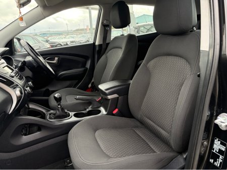 2012 Hyundai ix35 - thumbnail 8