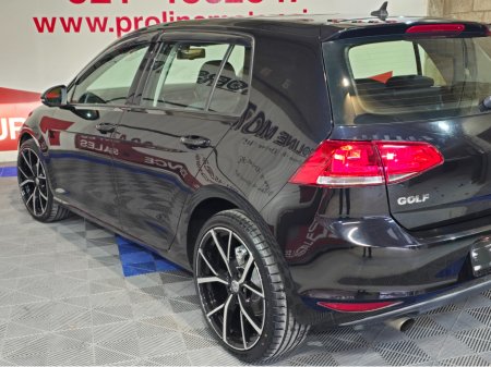 2015 Volkswagen Golf VW GOLF €14,995 thumbnail
