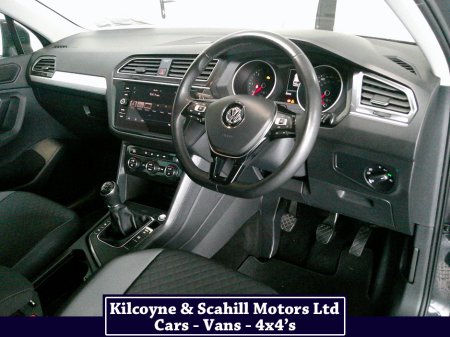 2019 Volkswagen Tiguan - thumbnail 24