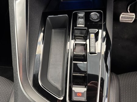 2024 Peugeot 5008 - thumbnail 16