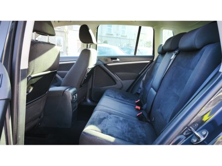 2015 Volkswagen Tiguan - thumbnail 14