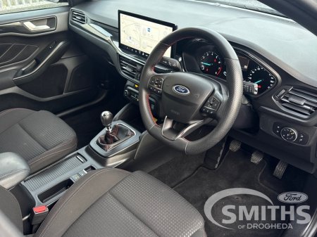 2023 Ford Focus ST-LINE 1.0T 125PS €24,950 thumbnail