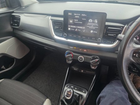 2021 Kia Stonic 1.0 MHEV K3 PE €15,950 thumbnail