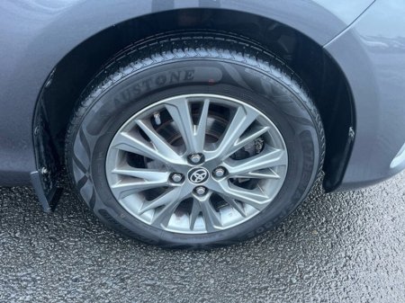 2019 Toyota Yaris 1.0 5DR LUNA thumbnail