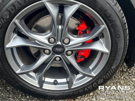 2021 Ford Focus - thumbnail 35