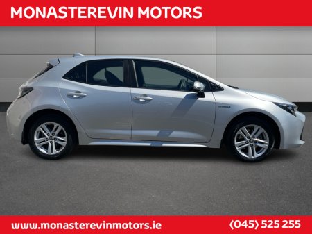 2020 Toyota Corolla HYBRID LUNA H/B 4DR AUTO - APPLE CARPLAY / ANDROID AUTO €21,888