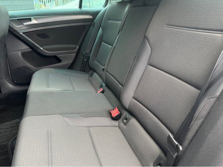 2018 Volkswagen Golf - thumbnail 14