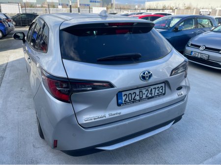 2020 Toyota Corolla - thumbnail 2