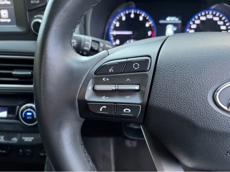 2018 Hyundai Kona KAUAI EXECUTIVE 1.0 PETROL //HEATED SEATS//REVERSE CAMERA//CARPLAY// €14,950 thumbnail