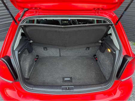 2013 Volkswagen Polo - thumbnail 19