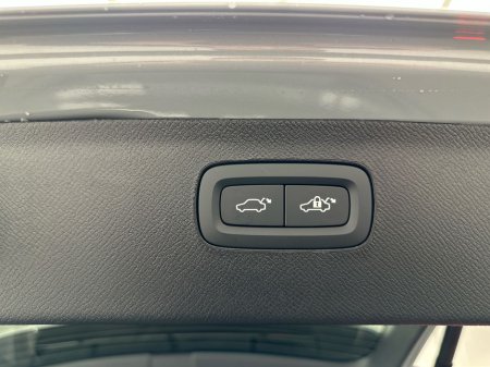 2026 Volvo XC90 - thumbnail 29