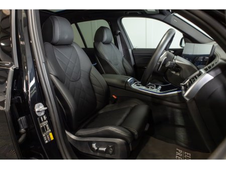 2025 BMW X5 - thumbnail 10