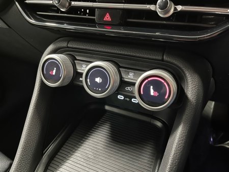 2025 Skoda Kodiaq Selection+ 2.0TDI 150BHP DSG - Reversing Camera - Climate Control - Heated Seats - Cruise Control - Keyless Start - Apple CarPlay/Android Auto €57,950 thumbnail