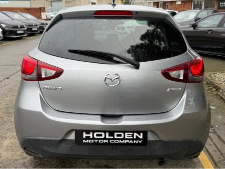 2016 Mazda Demio - thumbnail 10