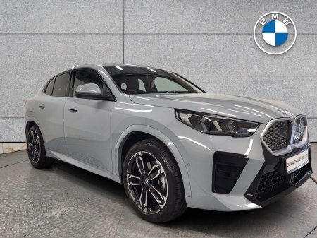 2025 BMW iX2 eDrive20 M Sport