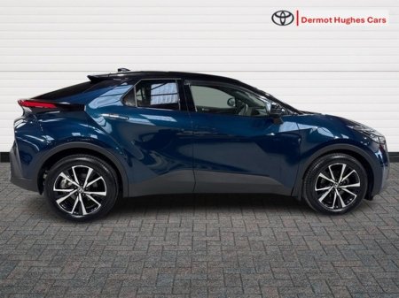 2024 Toyota C-HR HYBRID SPORT+ AUTO thumbnail