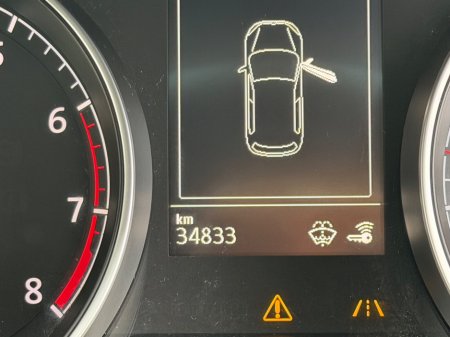 2017 Volkswagen Golf 1.4 TSI 5DR 150HP Highline DSG €16,990 thumbnail