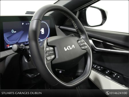 2022 Kia EV6 EV6 GT LINE: YACHT BLUE METALLIC, BLACK AND IVORY ALCANTARA INTERIOR, SUNROOF, 360 CAMERAS, WIRELESS CHARGING, HEADS UP DISPLAY €31,945 thumbnail