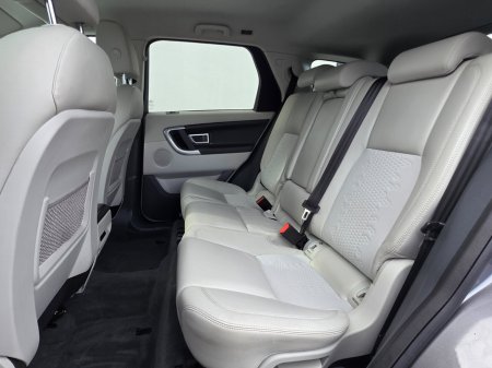 2017 Land Rover Discovery Sport - thumbnail 16