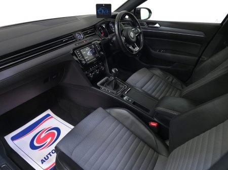 2015 Volkswagen Passat  €15,950 thumbnail