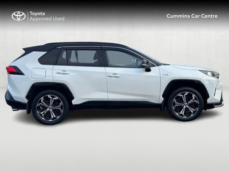 2022 Toyota Rav4 RAV4 PHEV AWD €36,950 thumbnail