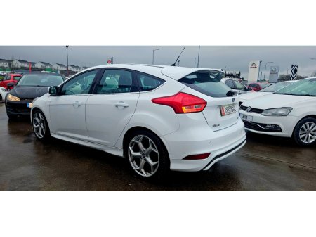 2016 Ford Focus ZETEC S 1.0 ECO 125BHP LOW MILES €9,750 thumbnail