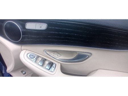 2019 Mercedes-Benz C Class - thumbnail 17