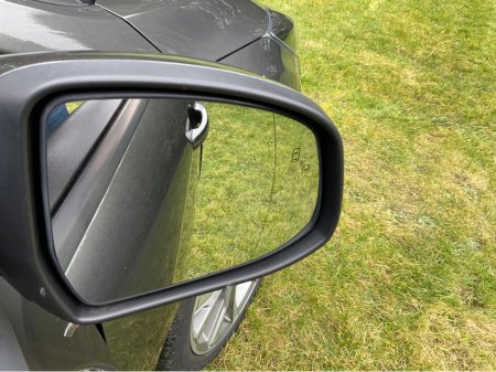 2017 Ford Focus - thumbnail 18