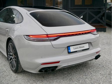 2023 Porsche Panamera - thumbnail 11