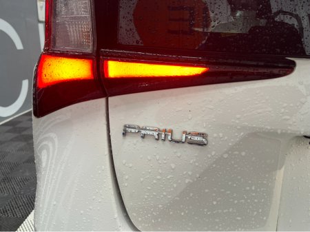 2022 Toyota Prius - thumbnail 7