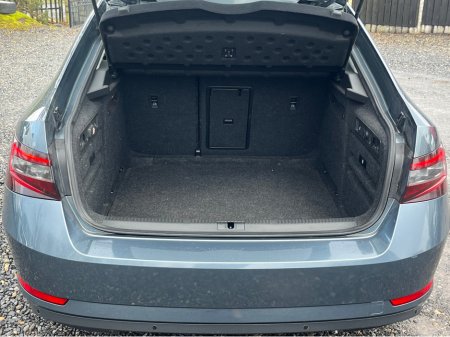 2018 Skoda Superb - thumbnail 10