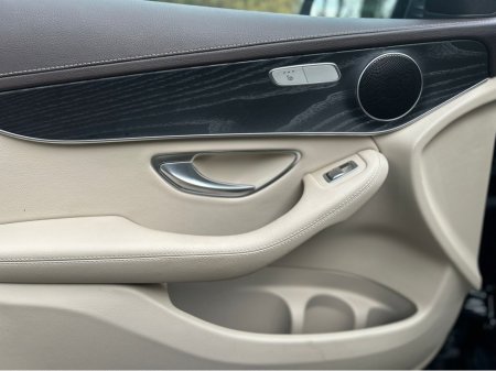 2020 Mercedes-Benz GLC Class 200 D COUPE  *AMG Exterior…Full Ivory Leather* €37,950 thumbnail