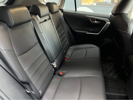 2024 Toyota Rav4 - thumbnail 13