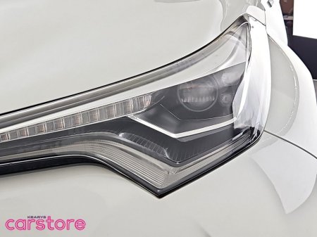 2018 Toyota C-HR - thumbnail 18