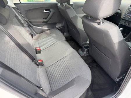 2014 Volkswagen Polo - thumbnail 12