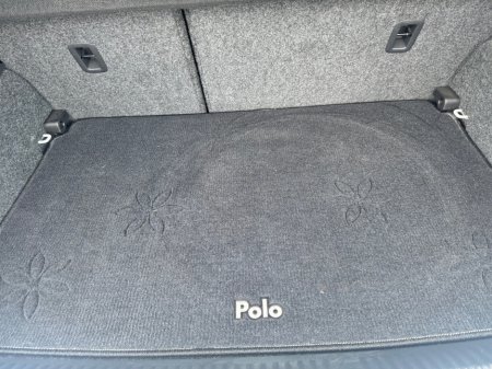 2015 Volkswagen Polo - thumbnail 17