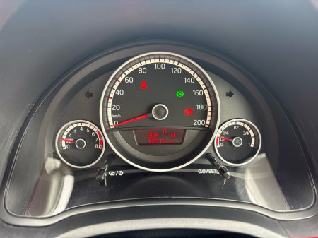 2015 Volkswagen up! - thumbnail 13