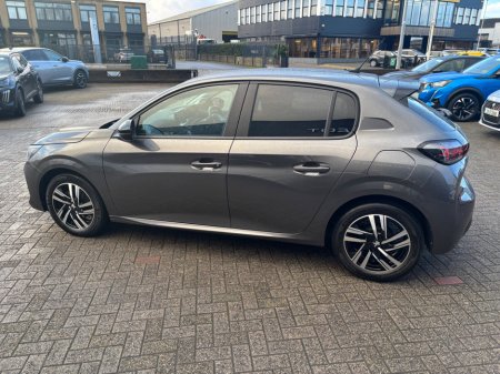 2023 Peugeot 208 1.2 Puretech 75bhp Active €18,950 thumbnail