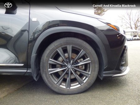 2023 Lexus NX 450 h+ - thumbnail 6