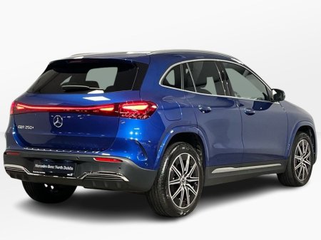2025 Mercedes-Benz EQA 250+ AMG - Reversing Camera - Ambient Lighting - Sat Nav - Climate Control - Heated Seats - Keyless Start - Apple CarPlay/Android Auto €49,950