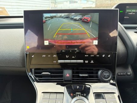 2025 Toyota bZ4X - thumbnail 14