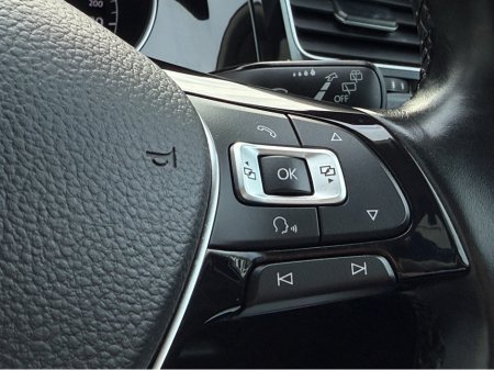 2015 Volkswagen Golf 1.4 TSI HIGHLINE EDITION  ALLOYS SIMI DEALER - SPECIALISING IN IMPORTS OF GERMAN AUTOMATIC HI SPEC CARS €14,450 thumbnail