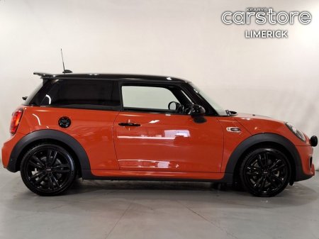 2019 MINI Hatch - view 2