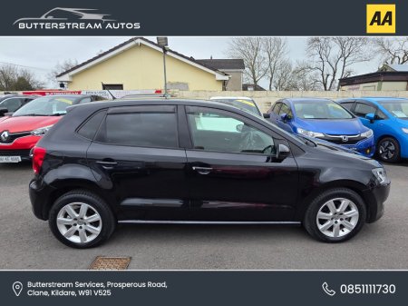 2011 Volkswagen Polo - view 3