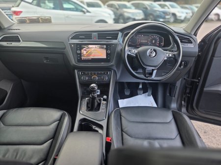 2020 Volkswagen Tiguan - thumbnail 6