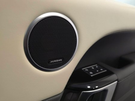 2021 Land Rover Range Rover 2.0 I4 PHEV 404 PS Vogue €56,950 thumbnail